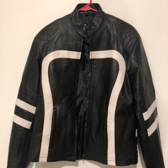*SOLD* Vintage Leather Motorcycle Women’s Jacket - Picture 10 of 10